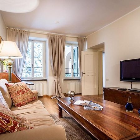 Cernobbio Town Houseアパートメント エクステリア 写真